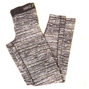 Nike Pro Full Length Leggings